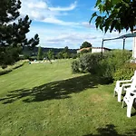 펜션 Le Hameau Des Cardenals Salviac