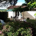 Le Hameau Des Cardenals * Salviac