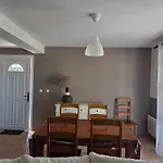 Casa de Férias Le Hameau Des Cardenals