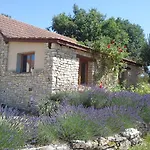 펜션 Le Hameau Des Cardenals Salviac