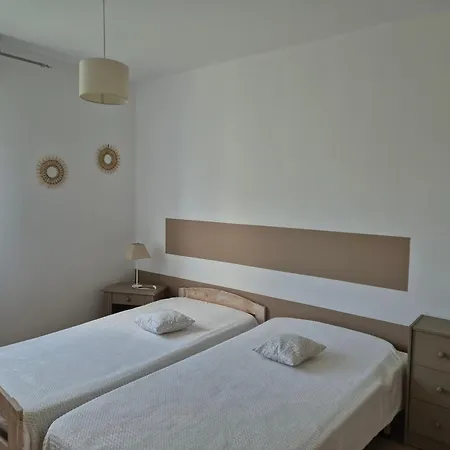 Le Hameau Des Cardenals * Salviac
