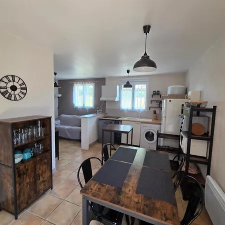 Le Hameau Des Cardenals