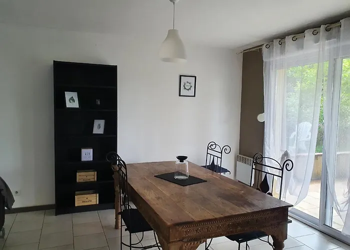 Le Hameau Des Cardenals بيت للعطل *