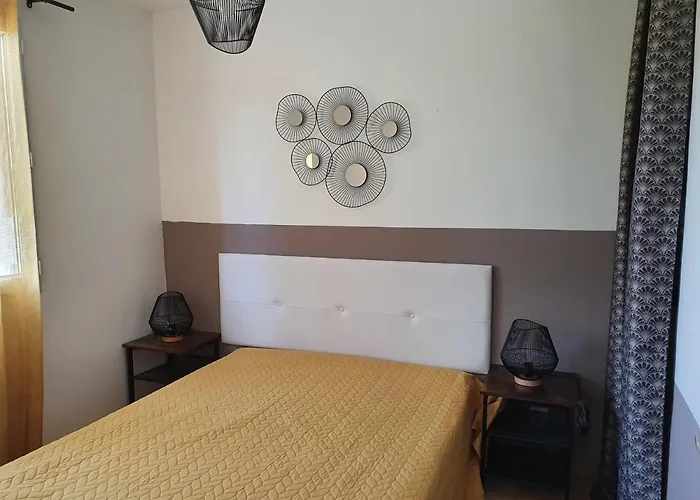 بيت للعطل Le Hameau Des Cardenals *