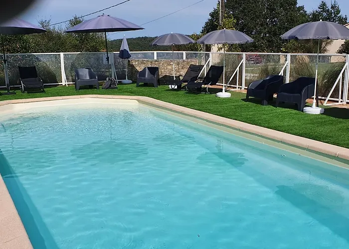 Le Hameau Des Cardenals * Salviac