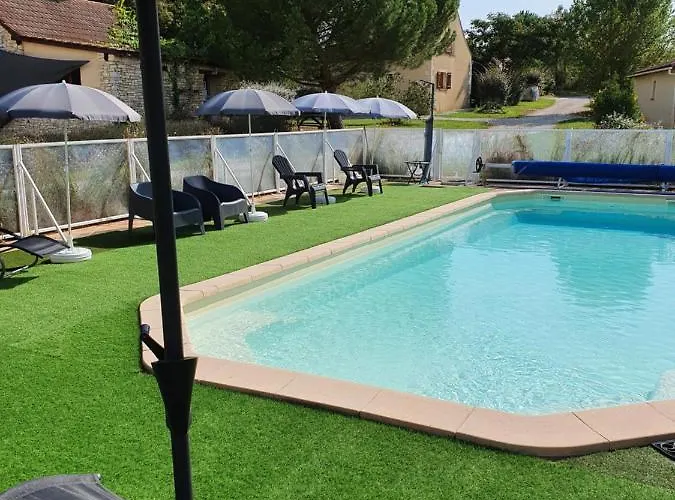 Le Hameau Des Cardenals بيت للعطل *