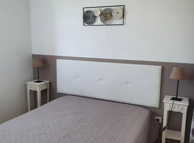 Le Hameau Des Cardenals * Salviac