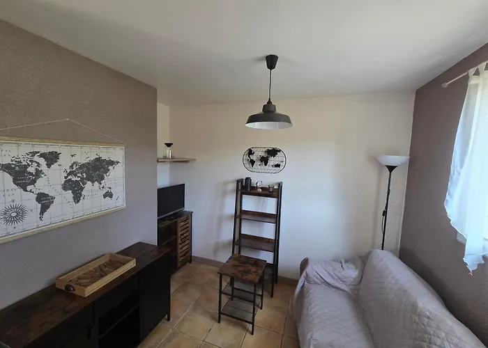 Le Hameau Des Cardenals بيت للعطل