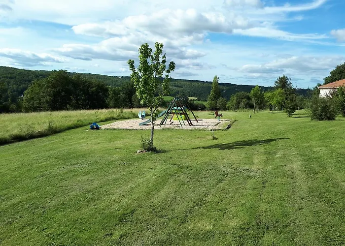 Le Hameau Des Cardenals * Salviac